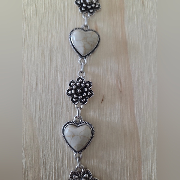 Western Heart Stone Necklace Southwestern Boho Cowgirl Floral Statement Jewelry - Picture 3 of 4